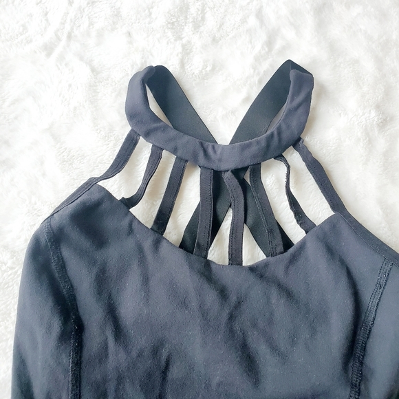 REVOLVE Beyond Yoga black tank top - Picture 4 of 7